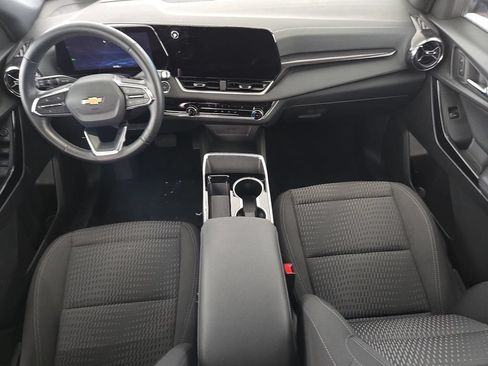 Used 2025 Chevrolet Equinox LT FWD image 26