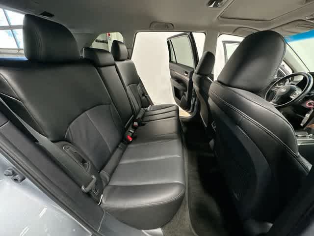 Used 2013 Subaru Outback 2.5i Limited AWD/4WD image 22