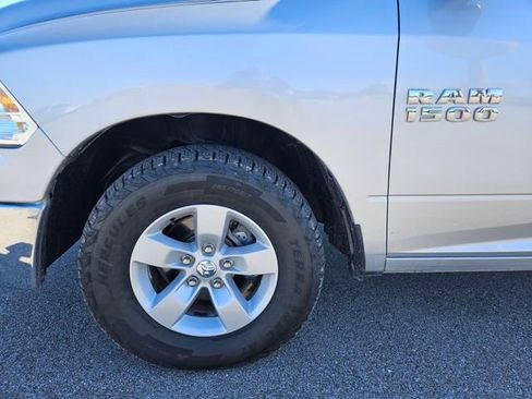 Used 2018 RAM 1500 Classic SLT image 27