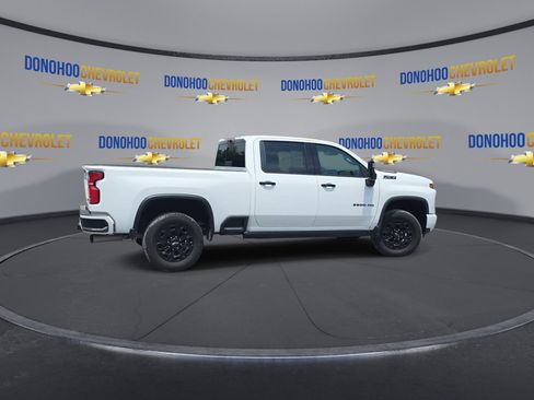 Used 2024 Chevrolet Silverado 2500 LTZ w/ LTZ Plus Package AWD/4WD image 7