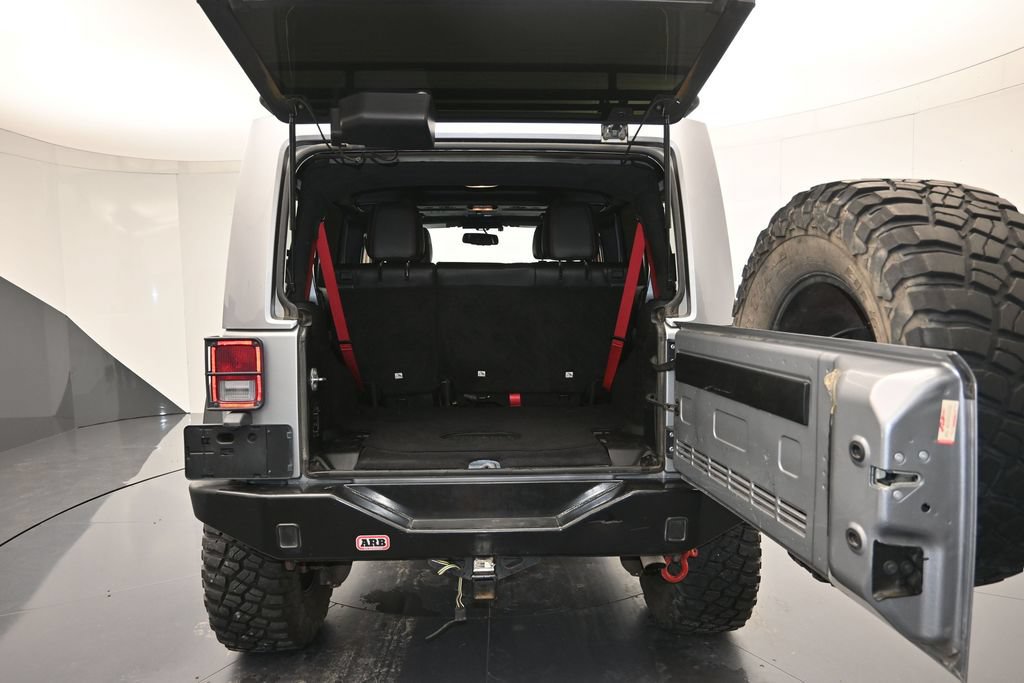 Used 2018 Jeep Wrangler Unlimited Rubicon AWD/4WD image 22