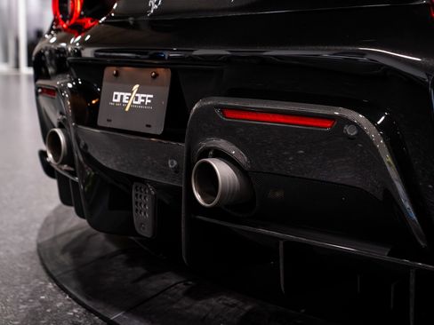 Used 2020 Ferrari 488 Pista Coupe image 19