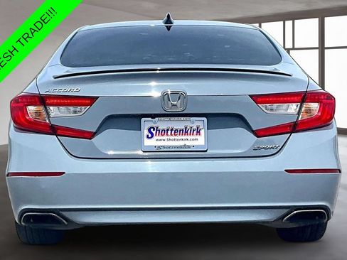 Used 2022 Honda Accord Sport image 5
