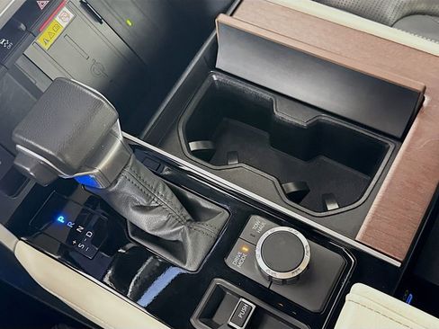 Used 2022 Toyota Tundra Capstone image 19