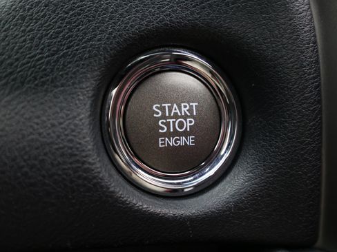 Used 2022 Lexus GX 460 Premium w/ Accessory Package AWD/4WD image 40