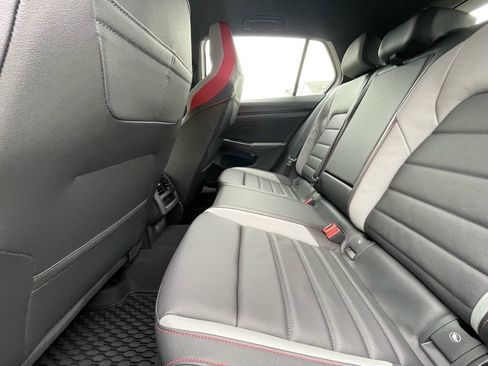 New 2026 Volkswagen GTI SE image 7