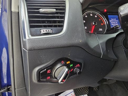 Used 2013 Audi Q5 2.0T Premium w/ Convenience Pkg image 37