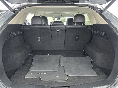 Used 2023 MAZDA CX-5 AWD 2.5 S w/ Premium Plus Pkg image 18