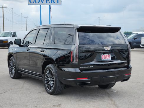 Used 2025 Cadillac Escalade Sport Platinum AWD/4WD image 5