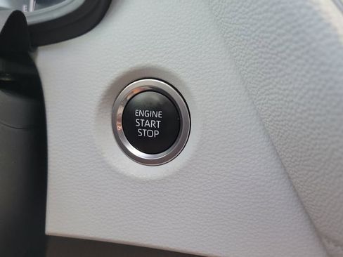 Used 2023 Toyota Corolla SE FWD image 23