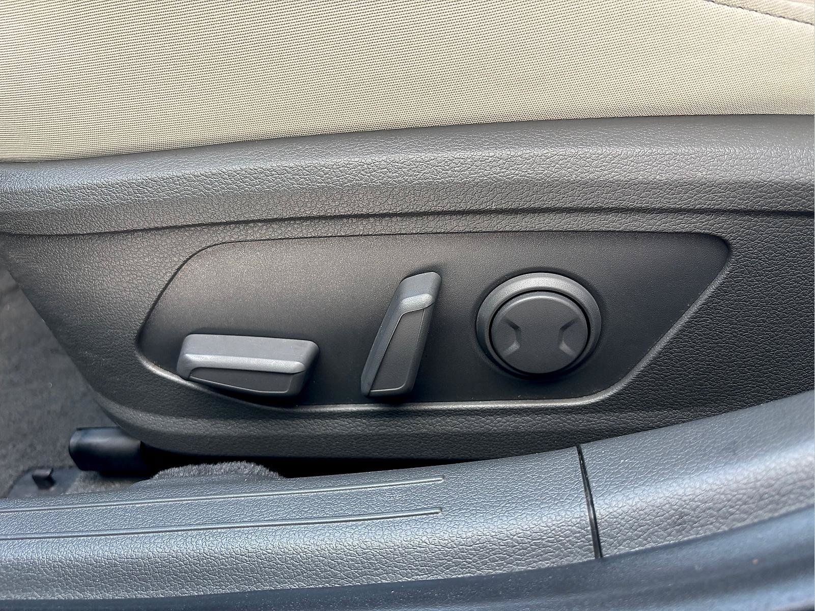Used 2025 Hyundai Sonata SEL FWD image 14