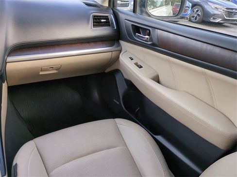 Used 2018 Subaru Outback 2.5i Limited w/ Popular Package #2 image 17