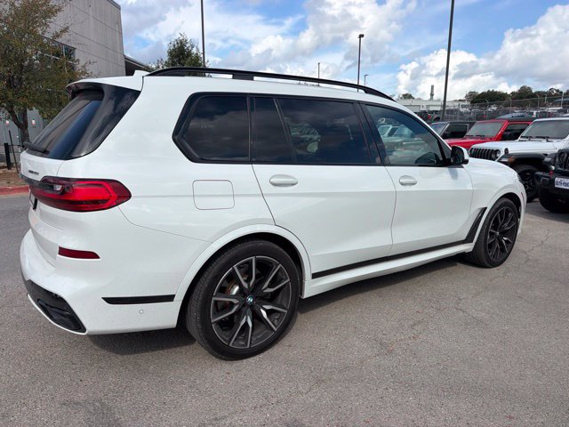 Used 2021 BMW X7 xDrive40i w/ M Sport Package AWD/4WD image 6