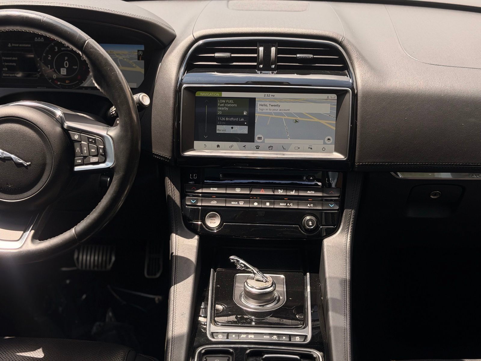 Used 2019 Jaguar F-PACE Prestige AWD/4WD image 27