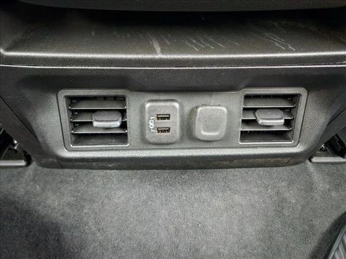 Certified 2021 Chevrolet Silverado 1500 LT w/ Texas Edition Plus image 17