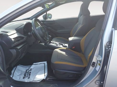 Used 2025 Subaru Crosstrek 2.5i Sport AWD/4WD image 9