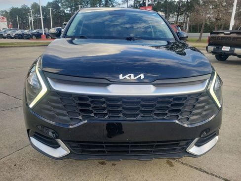 Used 2023 Kia Sportage LX image 5