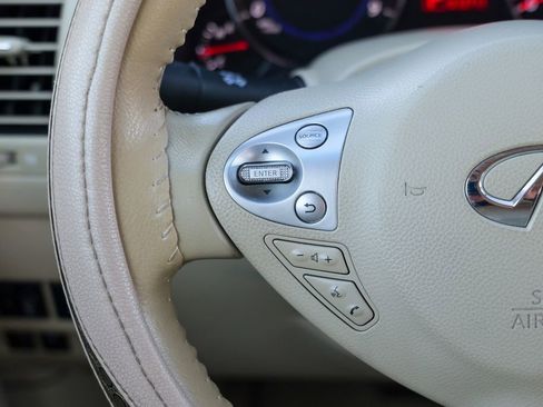 Used 2011 INFINITI FX35 AWD w/ Premium Pkg image 44