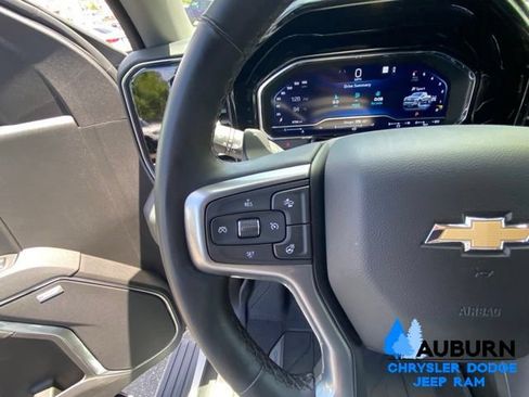 Used 2025 Chevrolet Silverado 1500 LTZ w/ Technology Package AWD/4WD image 39