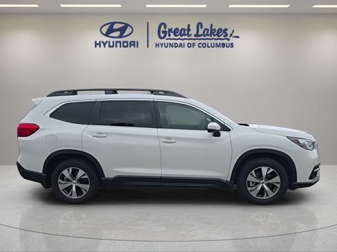 Used 2022 Subaru Ascent Premium w/ Convenience Package AWD/4WD image 6