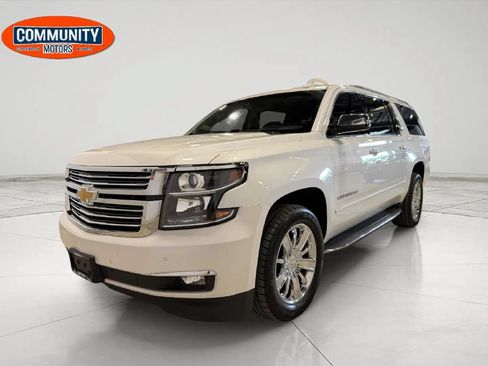 Used 2018 Chevrolet Suburban Premier AWD/4WD image 1