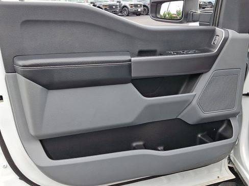 Certified 2025 Ford F250 XLT AWD/4WD image 13