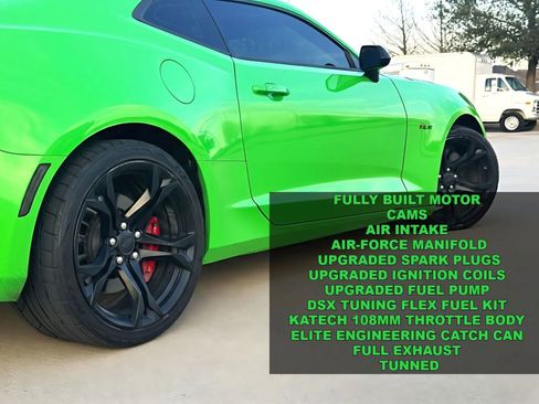 Used 2017 Chevrolet Camaro SS image 9