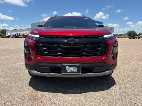New 2026 Chevrolet Equinox LT w/ Convenience Package II FWD image 9