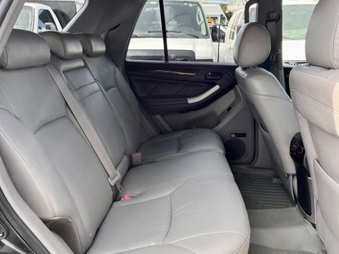 Used 2006 Toyota 4Runner Limited image 21