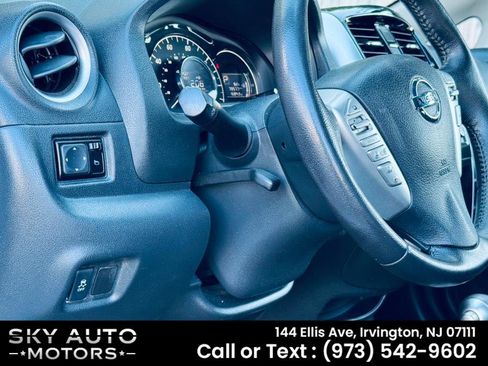 Used 2016 Nissan Versa Note SV image 16