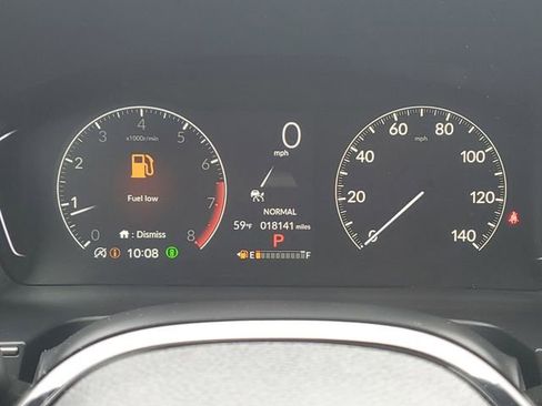 Used 2025 Honda Pilot TrailSport image 23