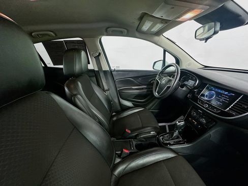 Used 2021 Buick Encore Preferred FWD image 27