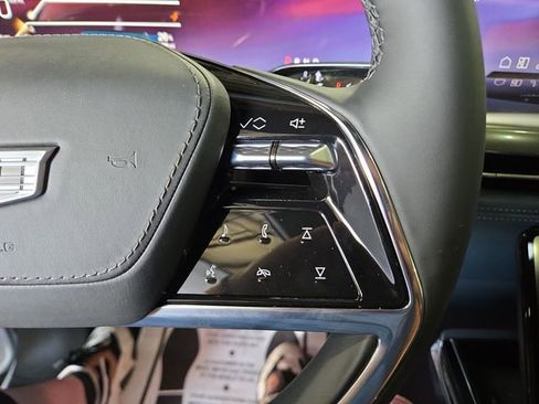 New 2026 Cadillac Escalade IQ Luxury 2 image 25