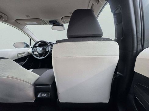 Used 2025 Toyota Corolla LE FWD image 45