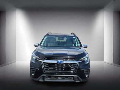 Used 2023 Subaru Ascent Limited w/ Technology Package image 5