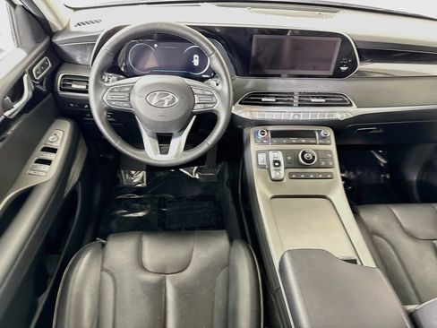 Used 2022 Hyundai Palisade Limited w/ Cargo Package FWD image 3