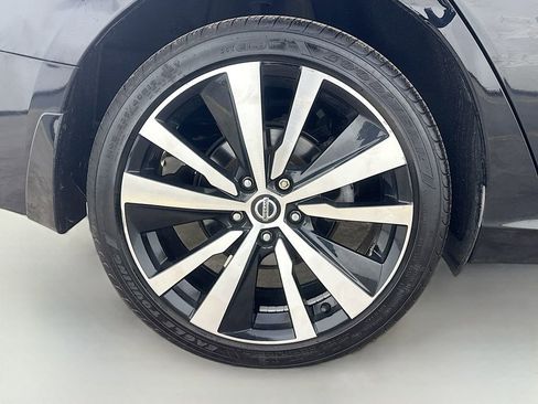 Used 2021 Nissan Altima 2.5 SR w/ SR Premium Package AWD/4WD image 38