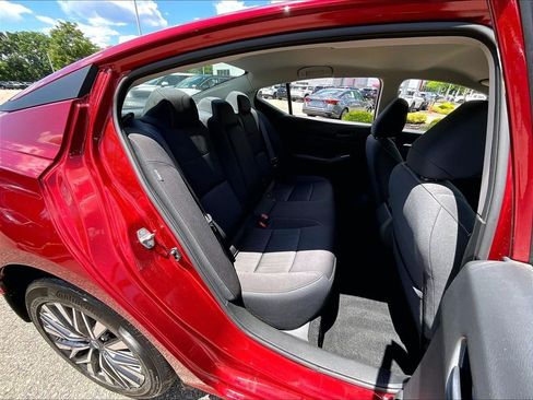 Used 2023 Nissan Altima 2.5 SV AWD/4WD image 16