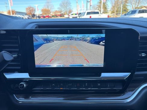 Used 2025 GMC Sierra 1500 Elevation image 25