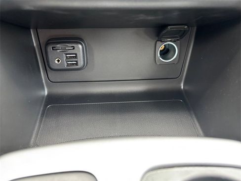 Used 2021 Chevrolet Colorado ZR2 image 23