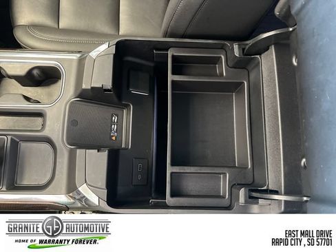 Used 2024 Chevrolet Silverado 1500 LT Trail Boss w/ LT Trail Boss Premium Package AWD/4WD image 23