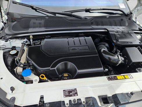 Used 2019 Land Rover Range Rover Evoque SE Premium AWD/4WD image 24
