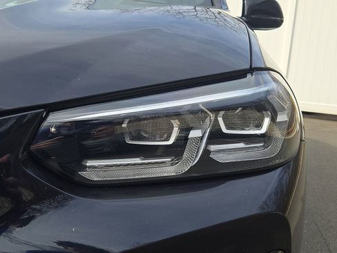 Used 2022 BMW X3 M40i w/ Premium Package image 9