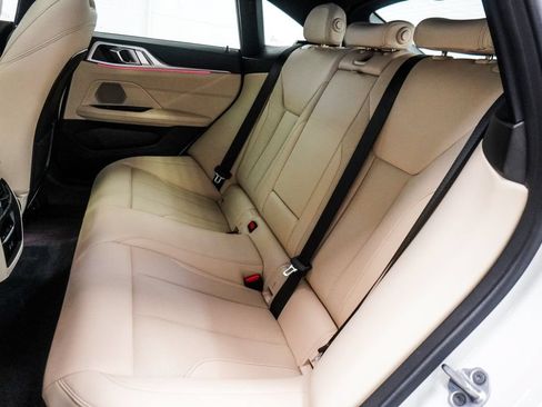 Used 2023 BMW i4 eDrive40 w/ Premium Package RWD image 11