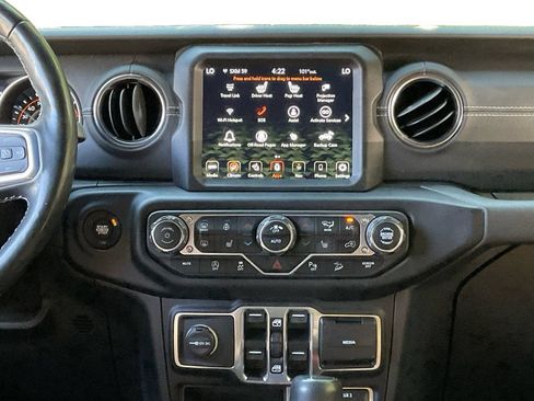 Used 2021 Jeep Wrangler Unlimited Sahara AWD/4WD image 12