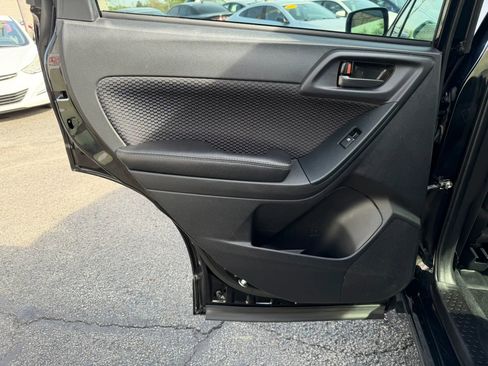 Used 2018 Subaru Forester 2.5i Premium image 23