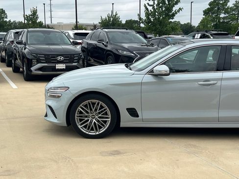 Used 2023 Genesis G70 2.0T w/ Sport Prestige Package RWD image 7