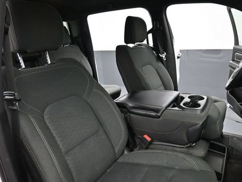 Used 2025 RAM 1500 Big Horn AWD/4WD image 25