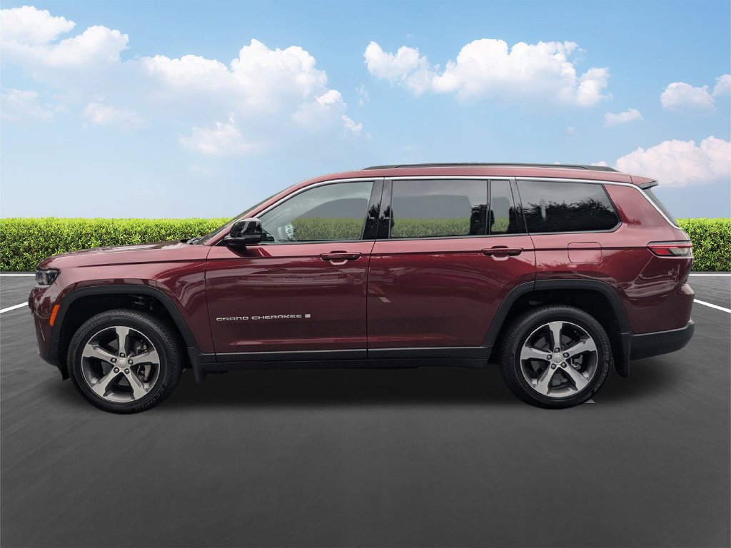 Used 2026 Jeep Grand Cherokee L Limited w/ Trailer Tow Package RWD image 8