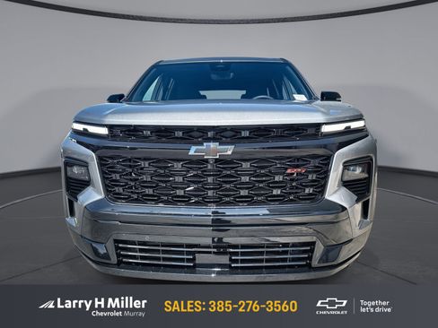 New 2026 Chevrolet Traverse RS w/ LPO, Floor Liner Package AWD/4WD image 1